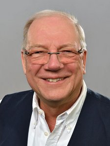 Peter Kuczora